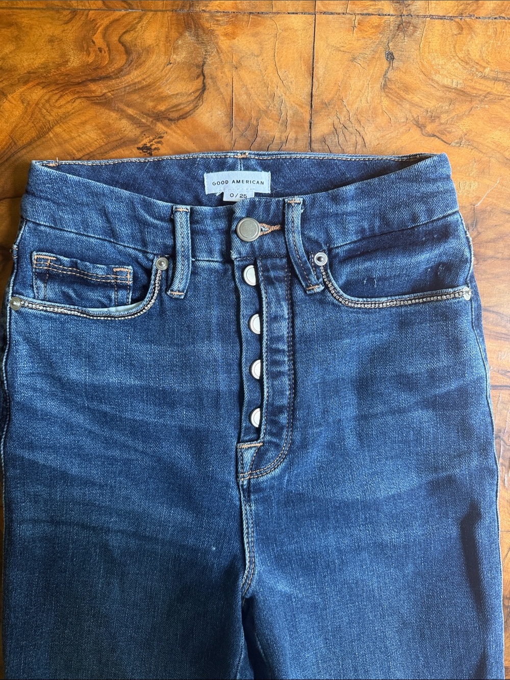 Good American Straight-Leg High-Rise Jeans - Blue with Rhinestone